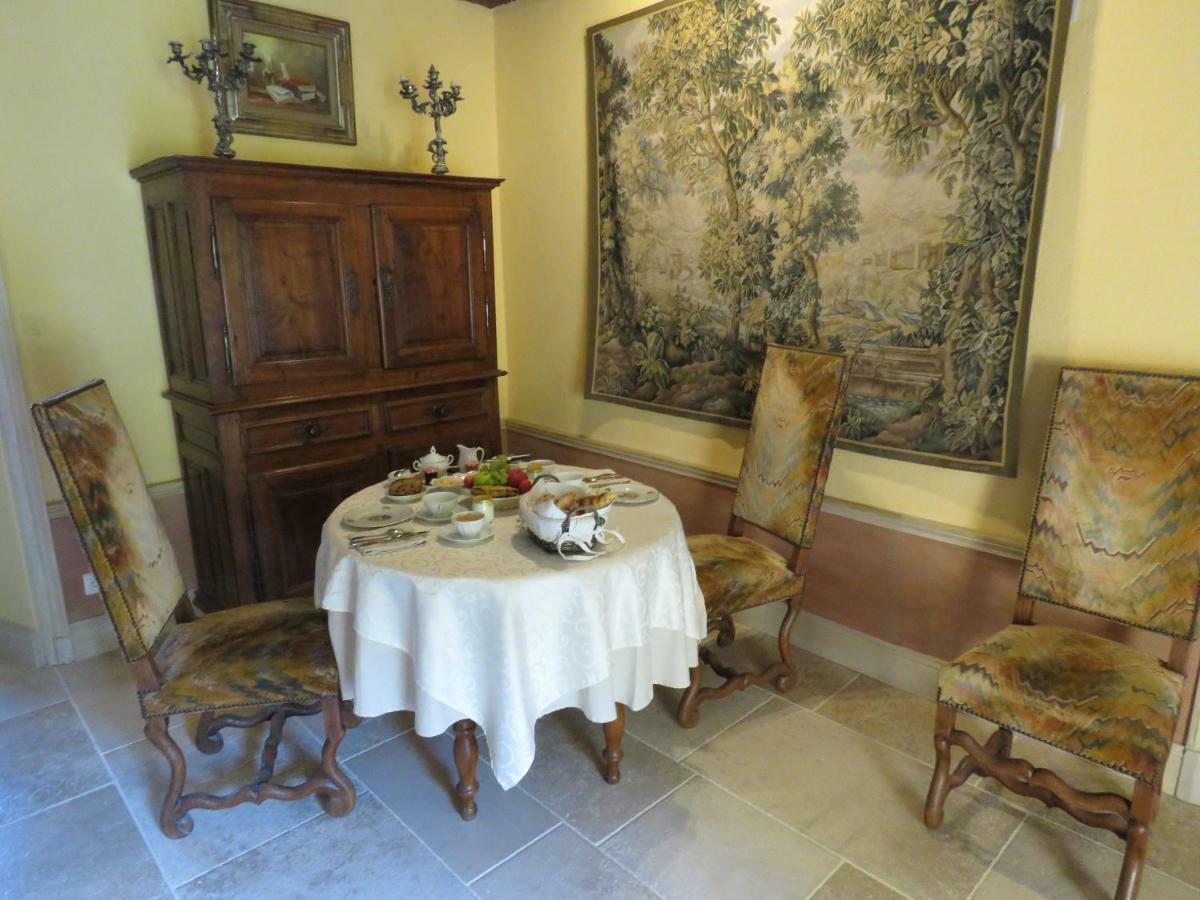 Chateau De Gaubert Bed & Breakfast Terrasson Ngoại thất bức ảnh